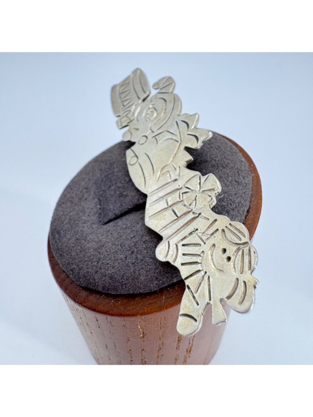 Christmas Holiday Themed Sterling Silver 925 Brooch Size 2.5" Length - Picture 3 of 9